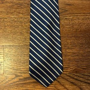 Brooks Brothers Navy and White Striped Tie